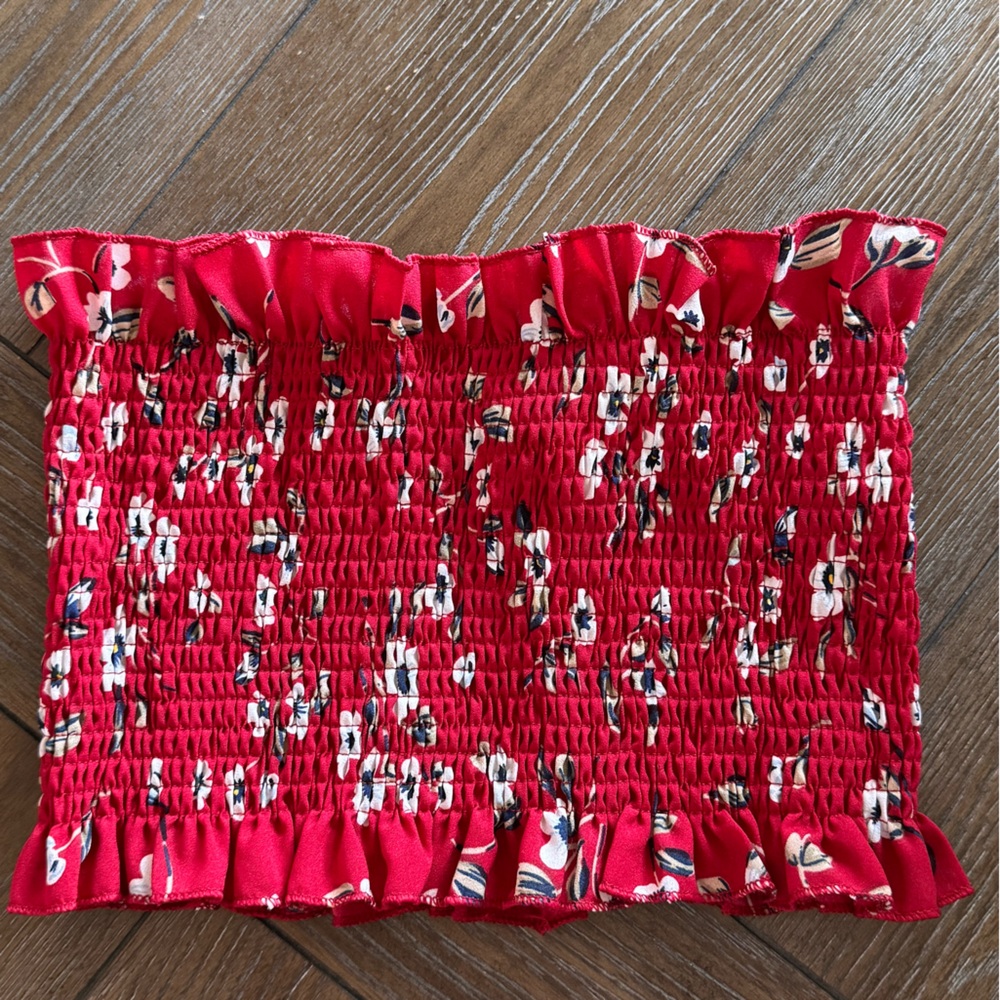 Zaful Scarlet Floral Ruffle Crop Top